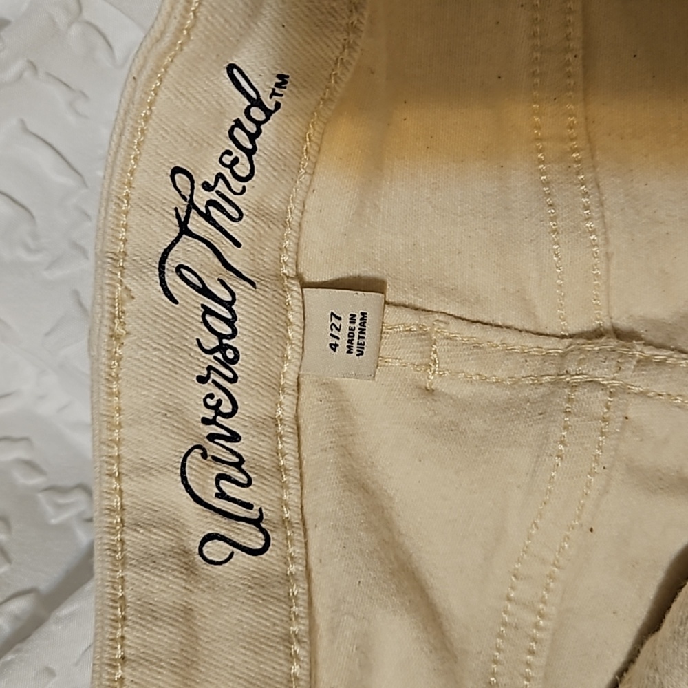 Cropped wide leg jeans